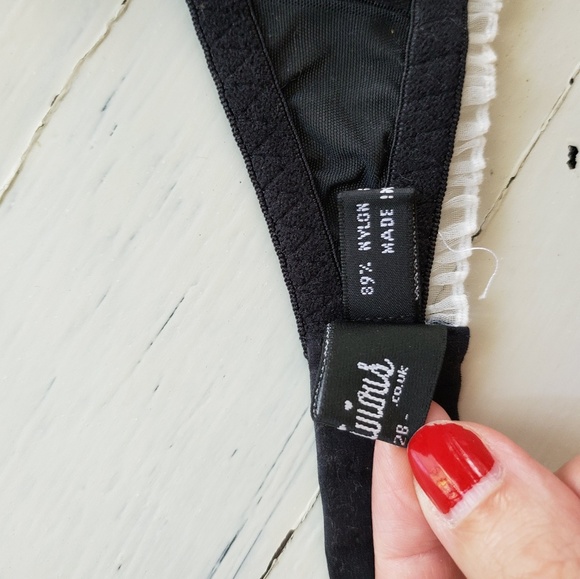 Lascivious Kitty Ouvert Bra. Open cup! - Picture 7 of 7